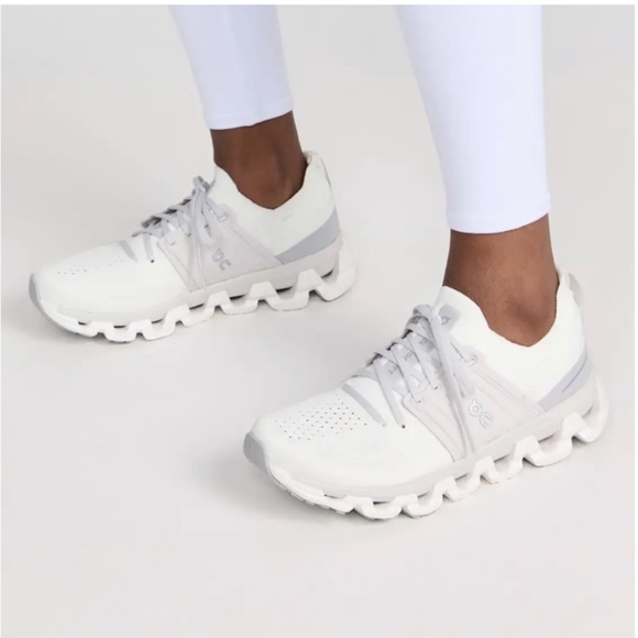 On Running Shoes - ON Cloudswift 3 Sneakers in White/Frost